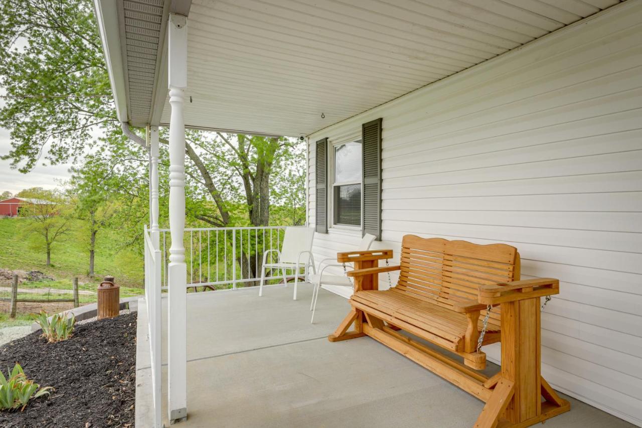 Cozy Kentucky Retreat - Deck, Near Ark Encounter! Dry Ridge